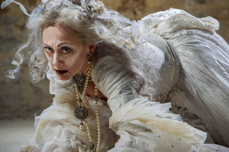 GREAT EXPECTATIONS - Specials - Miss Havisham Paula Wilcox Jaap Buitendijk